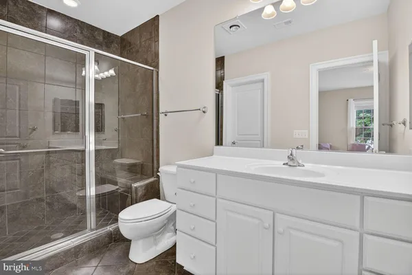 $1,599,900 | 208 Deep Trail Lane, Rockville, MD 20850
