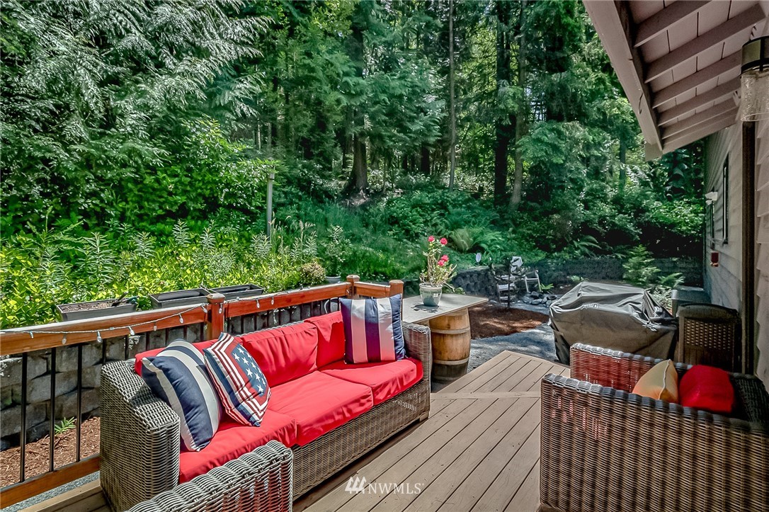 6520 Fisher Road Edmonds, WA 98026 - Photo 11 of 40 Gallery Image 11