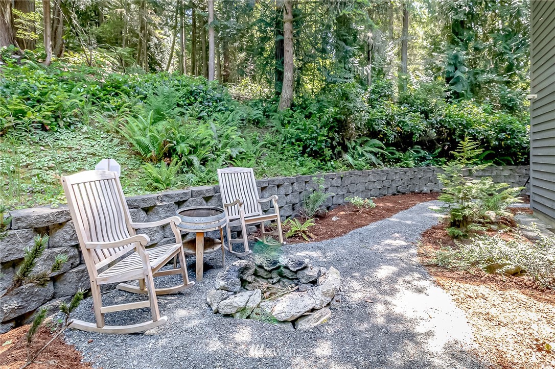 6520 Fisher Road Edmonds, WA 98026 - Photo 13 of 40 Gallery Image 13