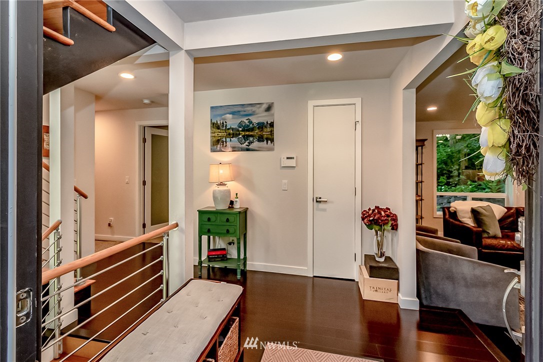 6520 Fisher Road Edmonds, WA 98026 - Photo 3 of 40 Gallery Image 3