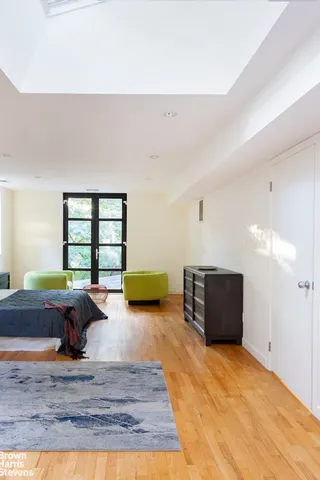 $2,500,000 | 712 Ladd Road | North Riverdale