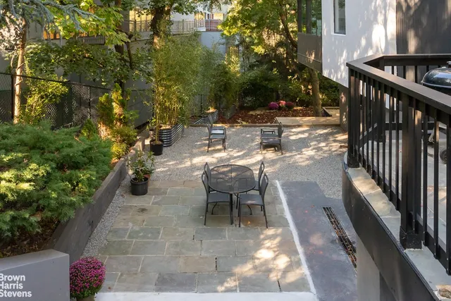 $2,500,000 | 712 Ladd Road | North Riverdale