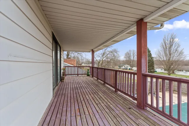 $225,000 | 709 Park Shore Drive, Cassopolis, MI 49031