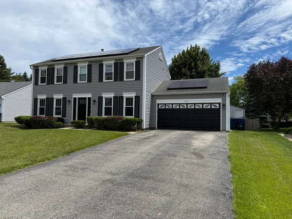 $449,999 | 2013 Liberty Lane, Gurnee, IL 60031