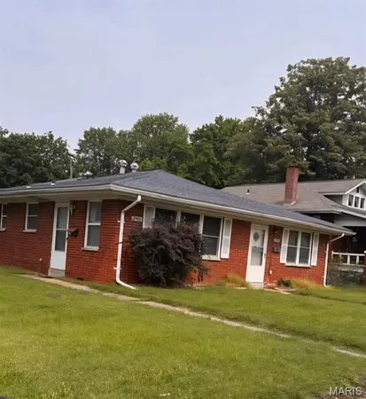 $170,000 | 2904 West Main Street, Belleville, IL 62226