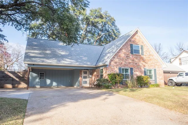 $260,000 | 176 Chelsea Drive, Shreveport, LA 71105