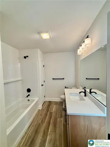 $2,850 | 230 South Broad Street, Nazareth, PA 18064