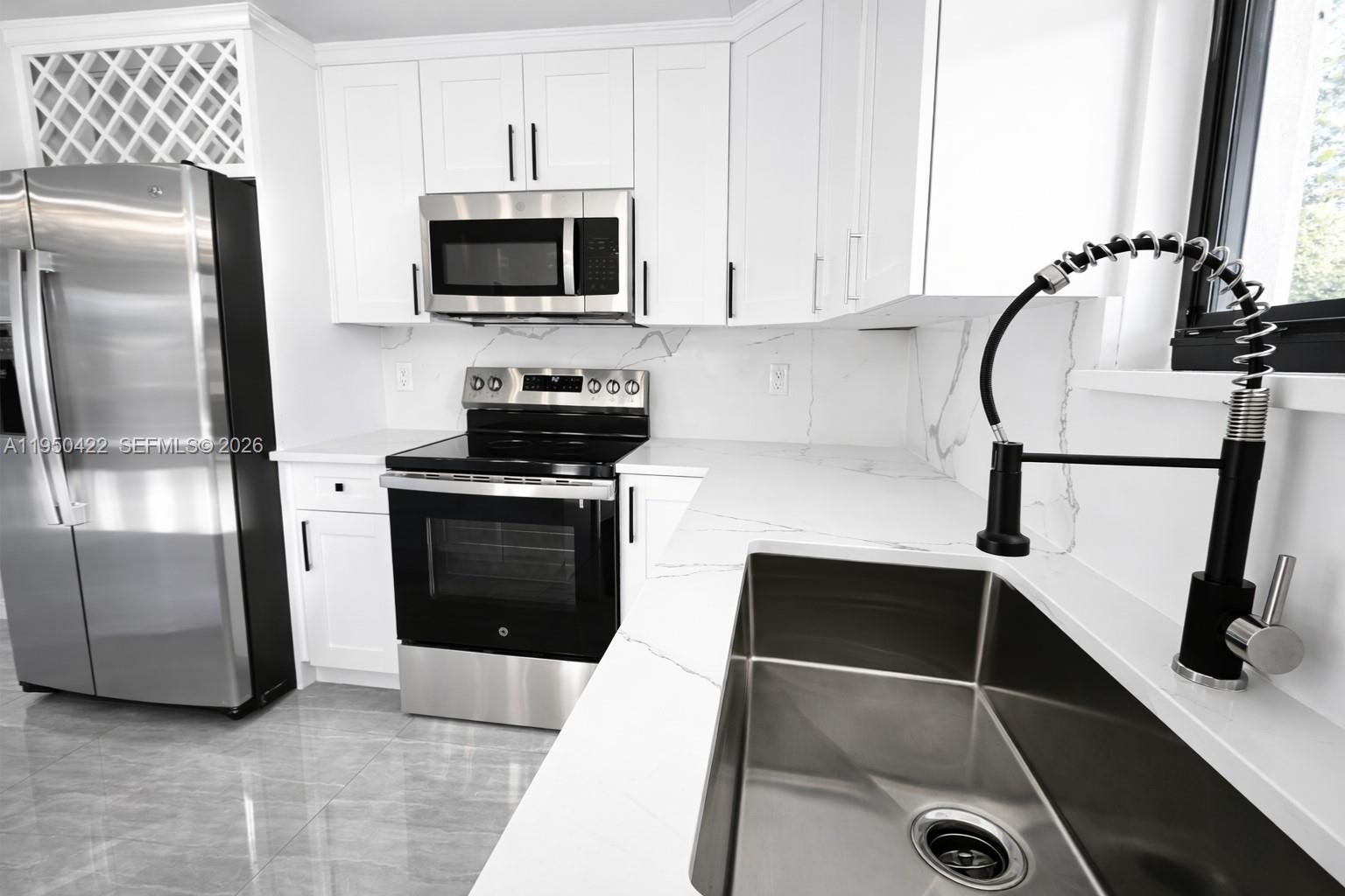 4100 East 14th Street Lehigh Acres, FL 33972 - Photo 11 of 48