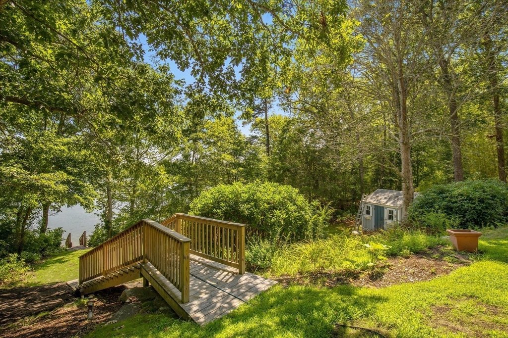 12 Sawmill Road Barnstable, MA 02648 - Photo 9 of 42 Gallery Image 9