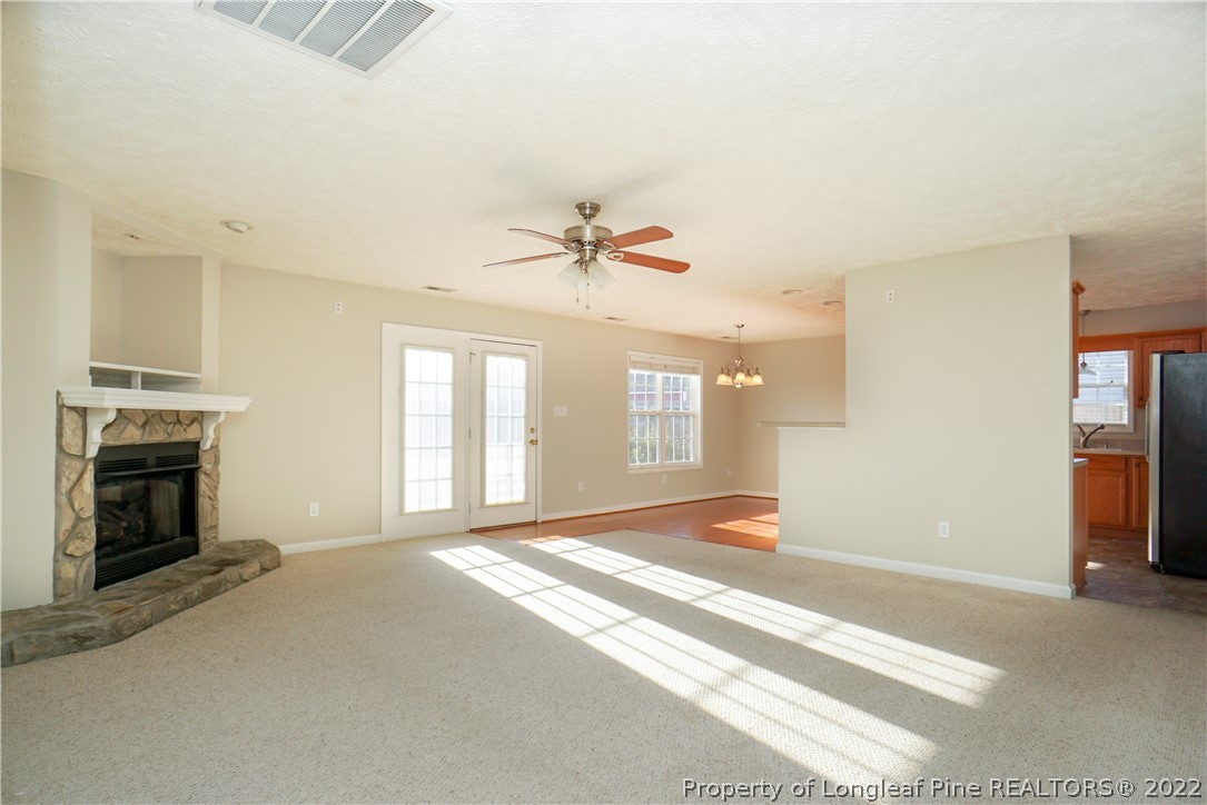 121 Wren Road Fayetteville, NC 28306 - Photo 7 of 50 Gallery Image 7