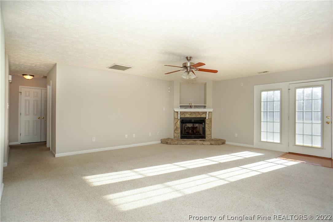 121 Wren Road Fayetteville, NC 28306 - Photo 8 of 50 Gallery Image 8