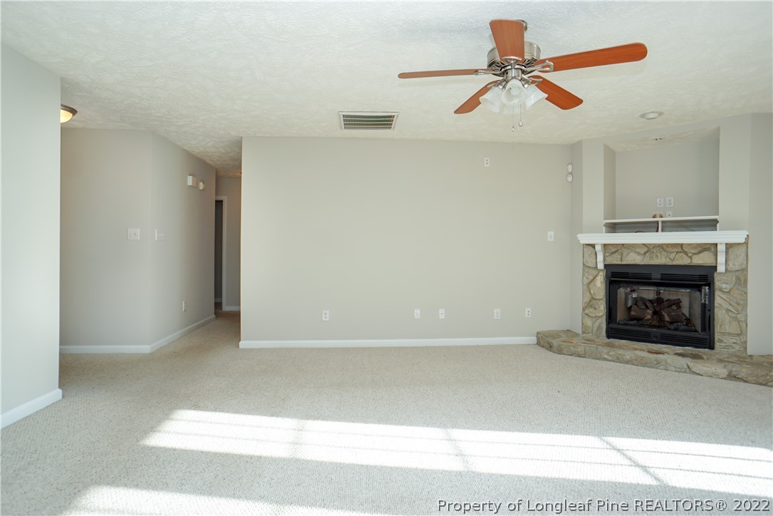 121 Wren Road Fayetteville, NC 28306 - Photo 10 of 50 Gallery Image 10