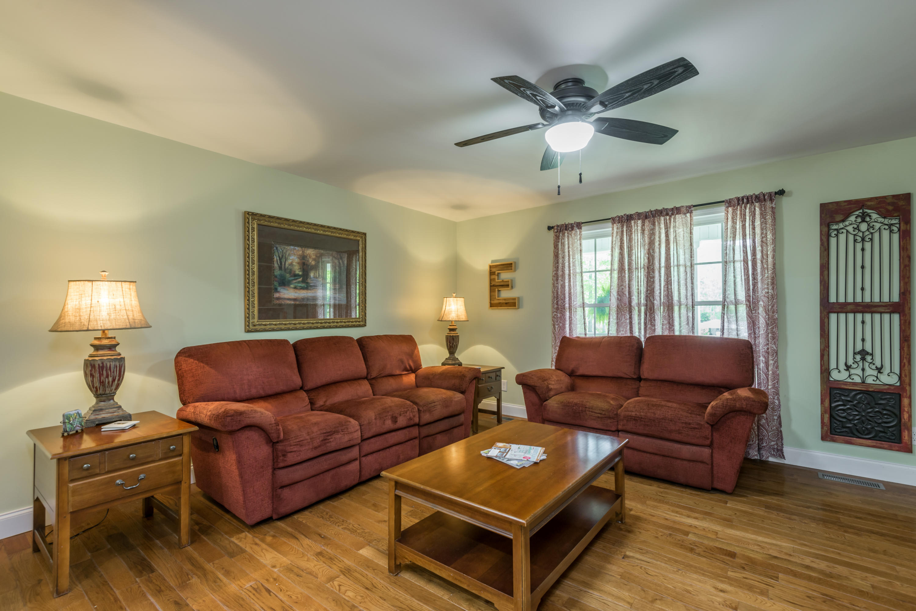 3822 Dutch Valley Road Clinton, TN 37716 - Photo 7 of 40 Family Room