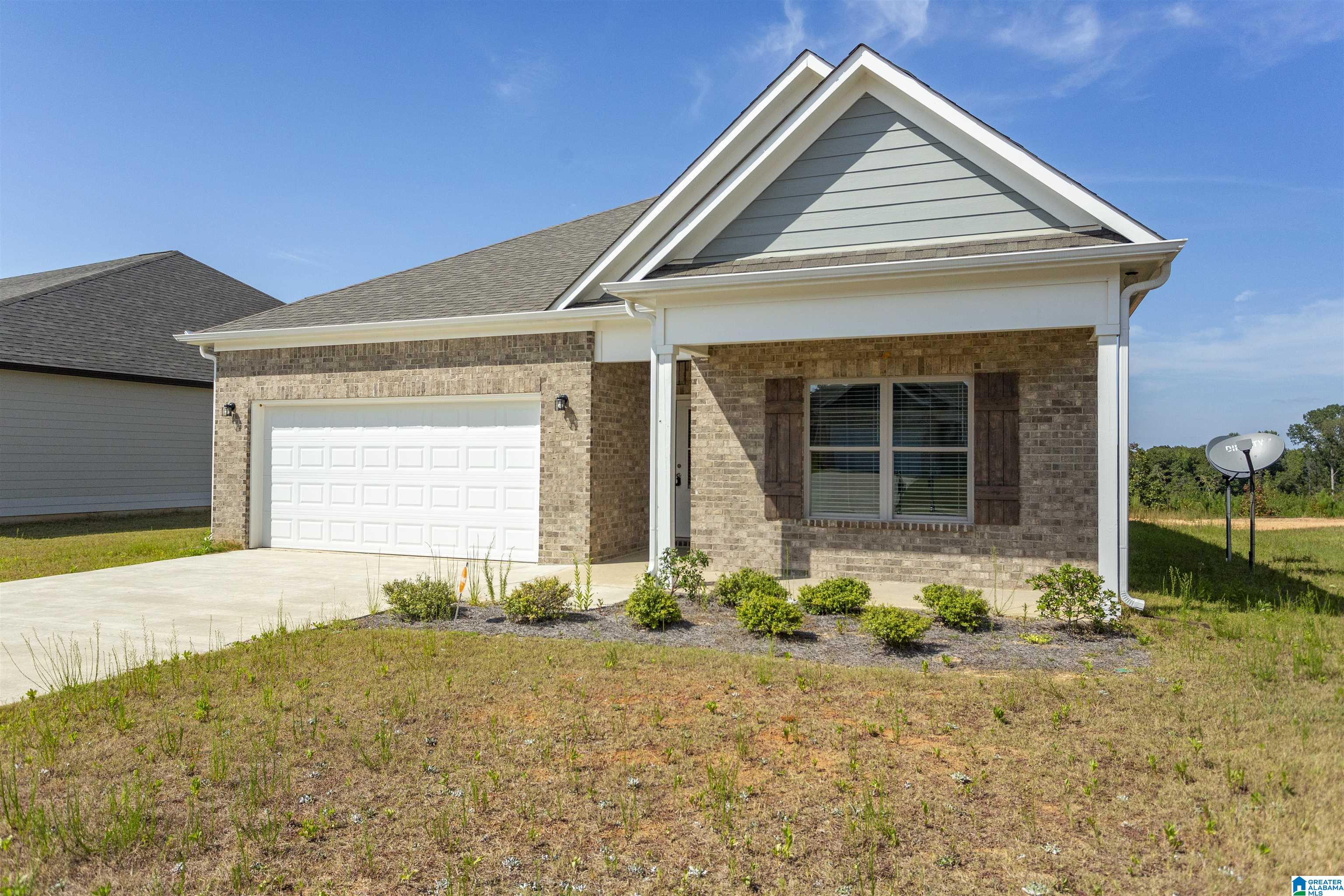 270 Ridgeview Circle Jemison, AL 35085 - Photo 4 of 45