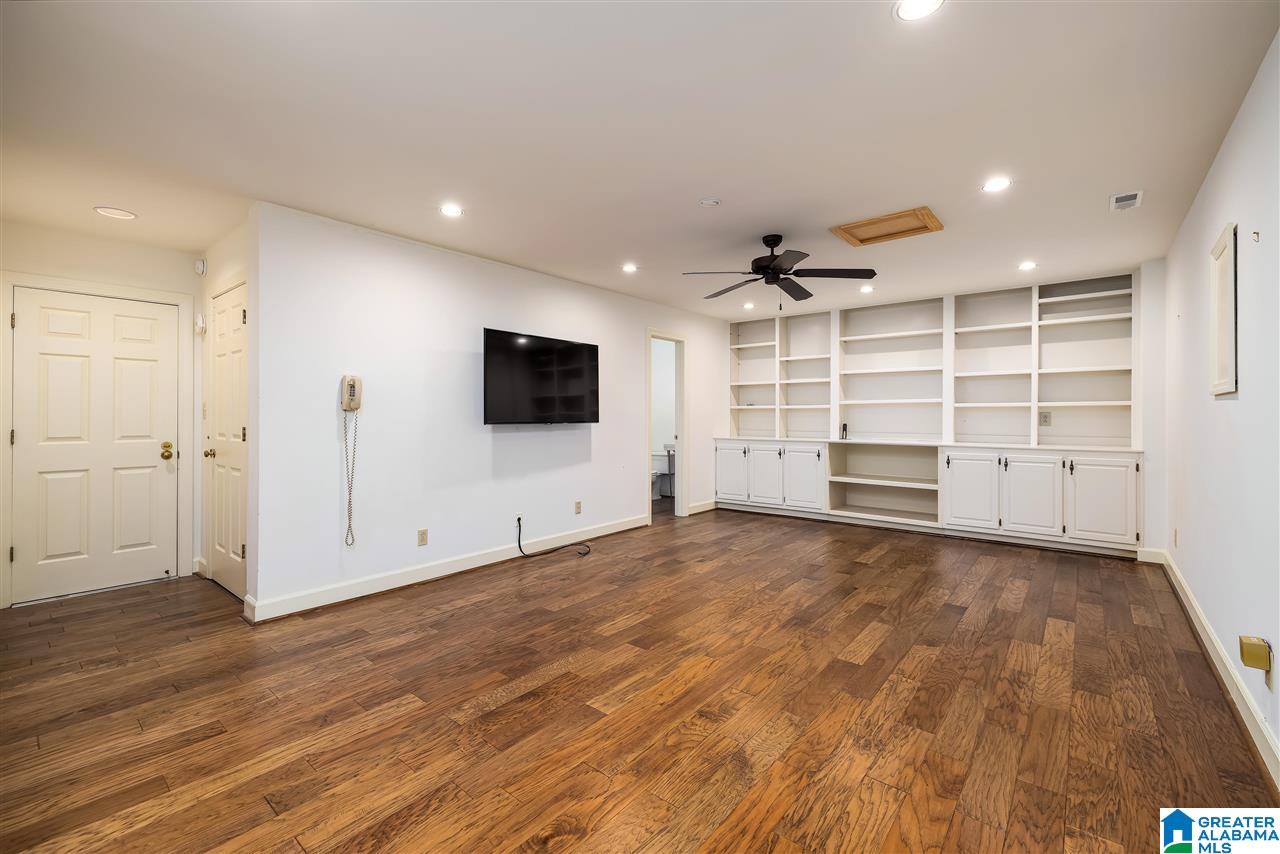 2321 Lane Park Road Birmingham, AL 35223 - Photo 42 of 50