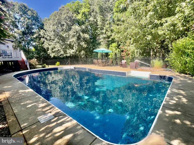 $709,999 | 11518 Rest Drive, La Plata, MD 20646