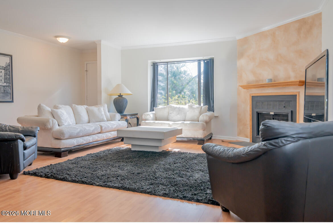 175 Penn Court, Unit 120 Matawan, NJ 07747 - Photo 5 of 16 IMG_3923