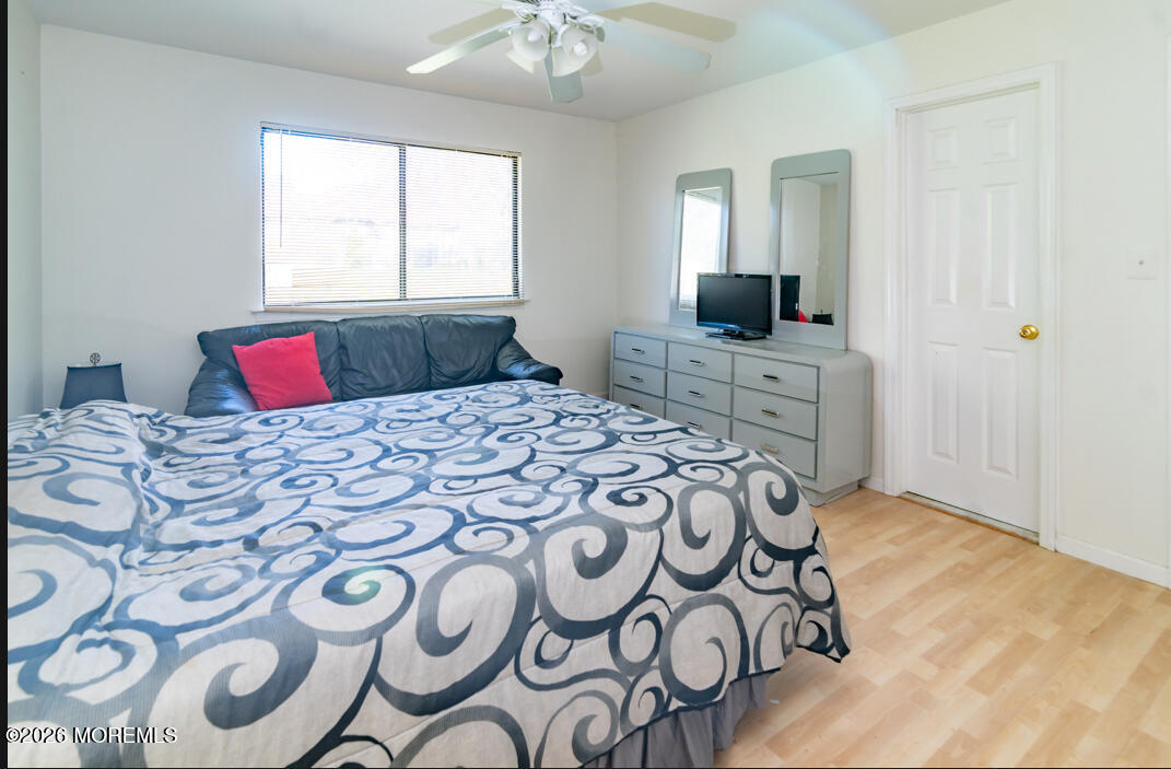 175 Penn Court, Unit 120 Matawan, NJ 07747 - Photo 10 of 16 IMG_3932