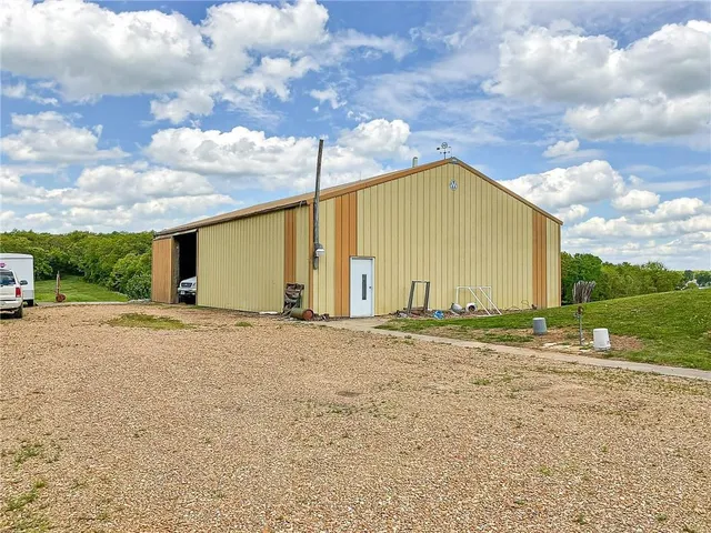 $299,000 | 7772 Highway 135, Florence, MO 65329