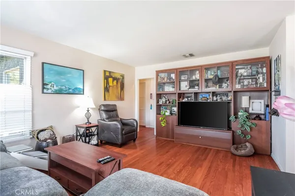 $875,000 | 17504 Hamlin Street, Van Nuys, CA 91406