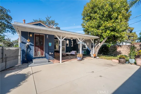 $875,000 | 17504 Hamlin Street, Van Nuys, CA 91406