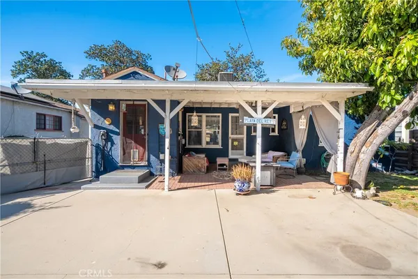 $875,000 | 17504 Hamlin Street, Van Nuys, CA 91406