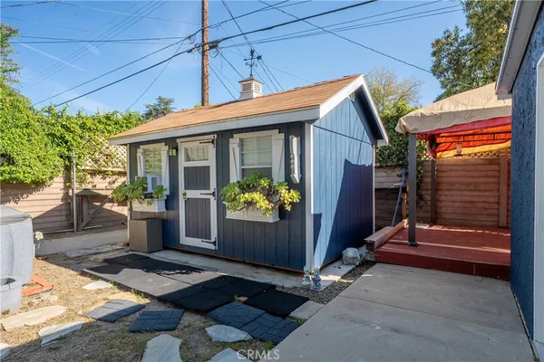 $875,000 | 17504 Hamlin Street, Van Nuys, CA 91406