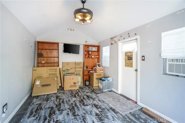 $875,000 | 17504 Hamlin Street, Van Nuys, CA 91406