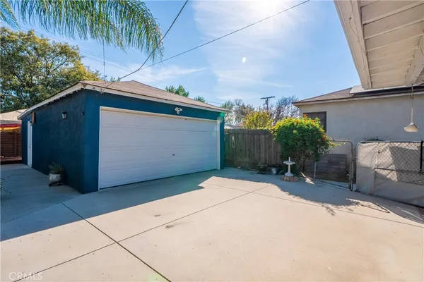 $875,000 | 17504 Hamlin Street, Van Nuys, CA 91406
