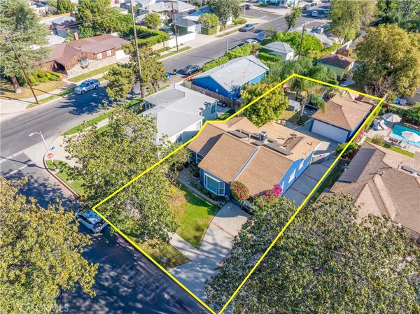 $875,000 | 17504 Hamlin Street, Van Nuys, CA 91406