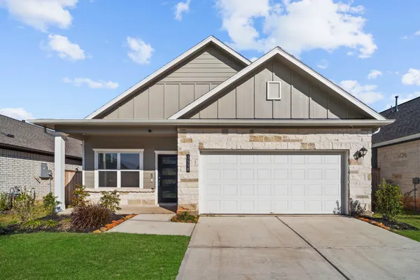 $2,450 | 3338 Brushy Marsh Drive, Richmond, TX 77406