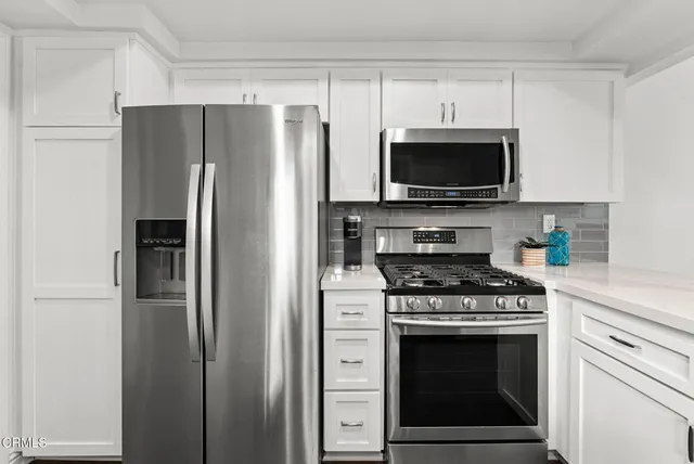 $725,000 | 925 Sandberg Lane, Ventura, CA 93003