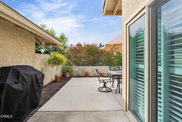 $725,000 | 925 Sandberg Lane, Ventura, CA 93003