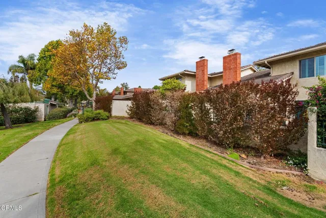 $725,000 | 925 Sandberg Lane, Ventura, CA 93003