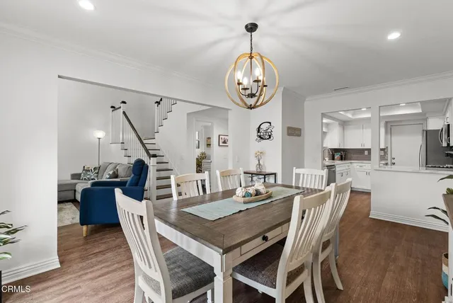 $725,000 | 925 Sandberg Lane, Ventura, CA 93003