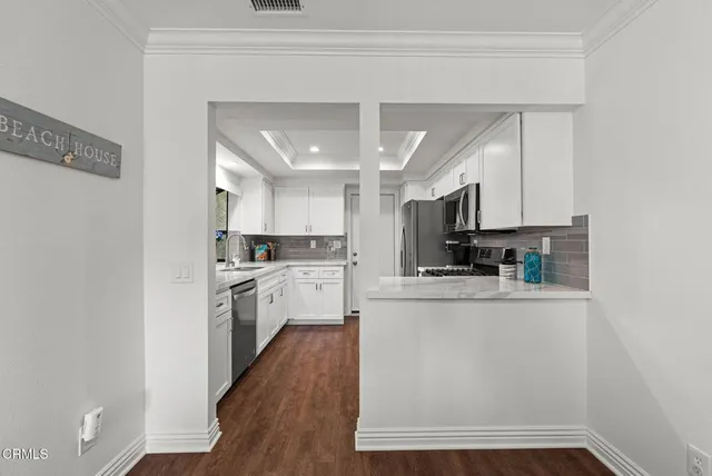 $725,000 | 925 Sandberg Lane, Ventura, CA 93003