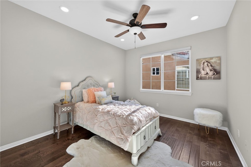 20800 Campania Lane Porter Ranch, CA 91326 - Photo 42 of 70