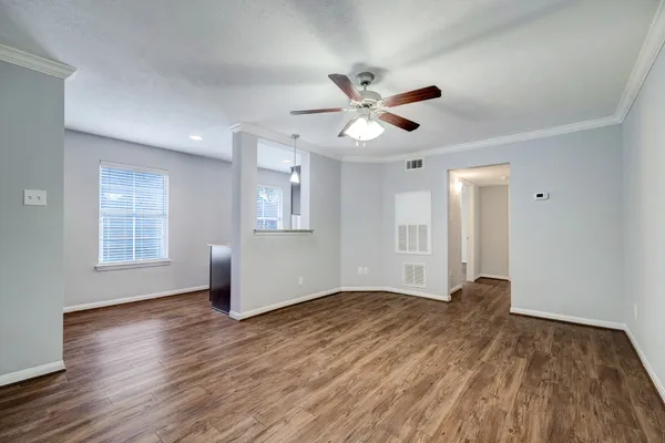 $1,295 | 1222 Heights Boulevard, Unit 6, Houston, TX 77008