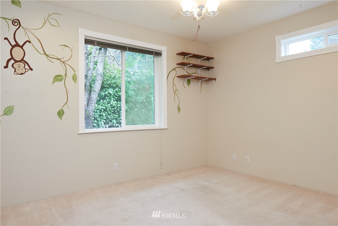 22714 4th Avenue Southeast Bothell, WA 98021 - Photo 11 of 21