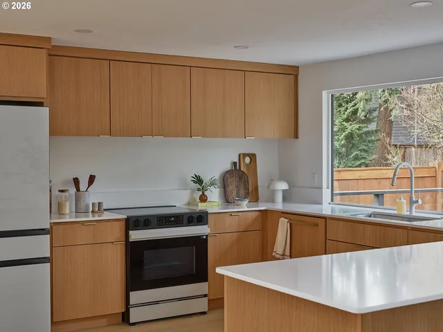 $850,000 | 7331 Southwest 152nd Avenue, Beaverton, OR 97007