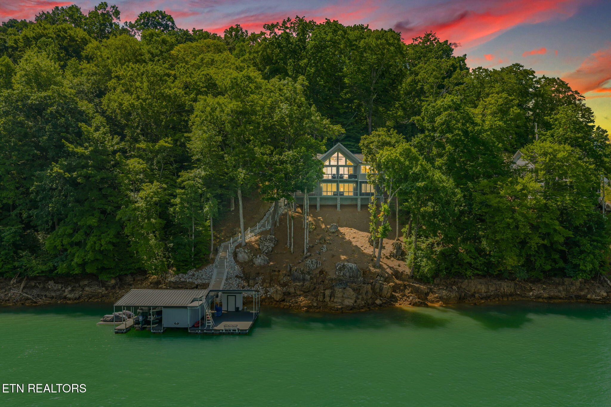 1779 Cove Pointe Road La Follette, TN 37766 - Photo 4 of 58 Gallery Image 4