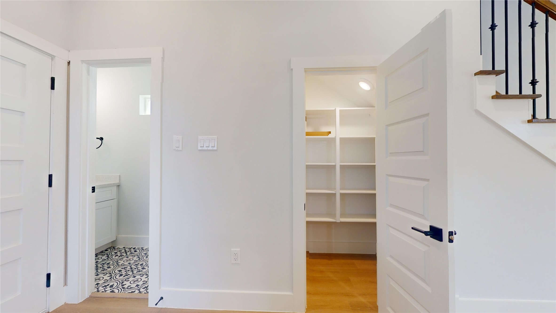 12230 Kirkgard Drive Houston, TX 77045 - Photo 19 of 50