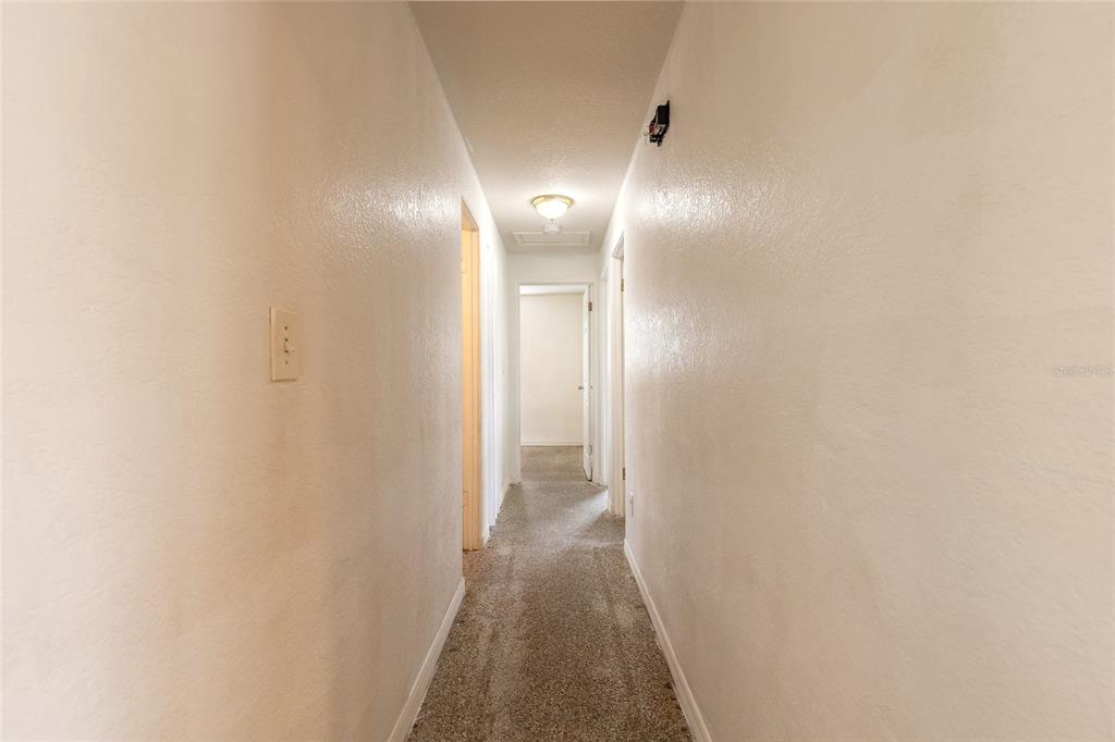 1113 Berkshire Road Daytona Beach, FL 32117 - Photo 13 of 24