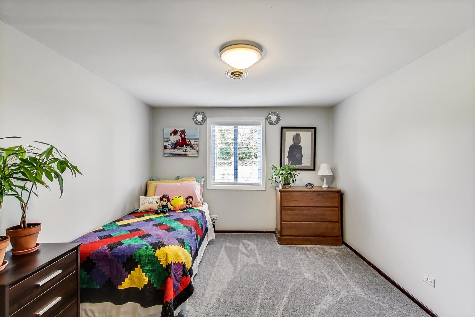 336 Sunset Lane Wheeling, IL 60090 - Photo 22 of 43