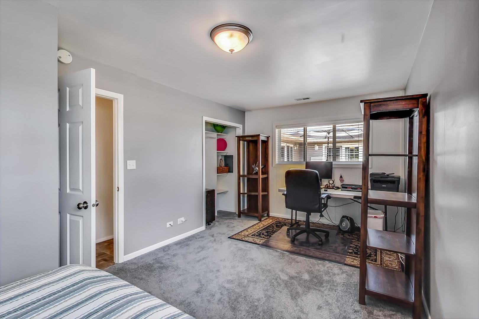 336 Sunset Lane Wheeling, IL 60090 - Photo 27 of 43