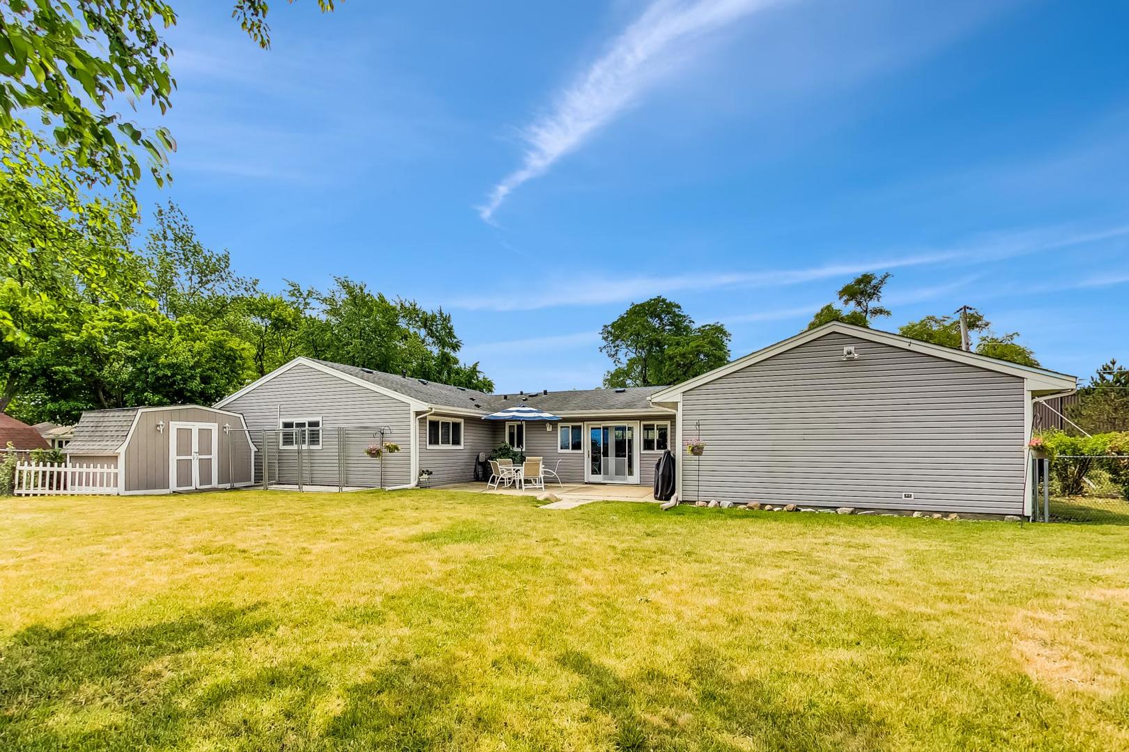 336 Sunset Lane Wheeling, IL 60090 - Photo 32 of 43