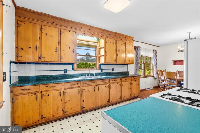 $220,000 | 10041 Downsville Pike, Hagerstown, MD 21740