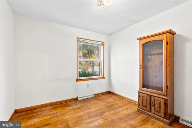 $220,000 | 10041 Downsville Pike, Hagerstown, MD 21740