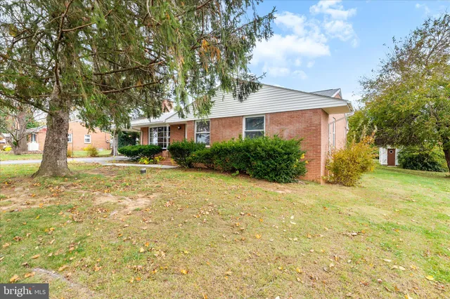 $220,000 | 10041 Downsville Pike, Hagerstown, MD 21740