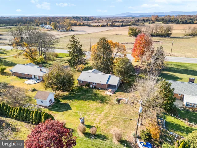 $220,000 | 10041 Downsville Pike, Hagerstown, MD 21740